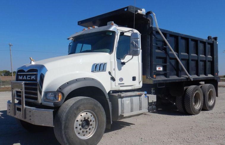 2021 Mack Granite GR64F