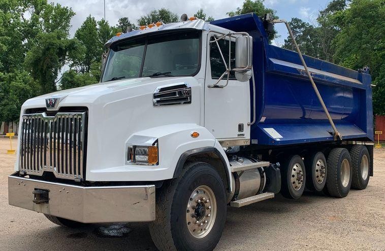 2018 Western Star 4700SB