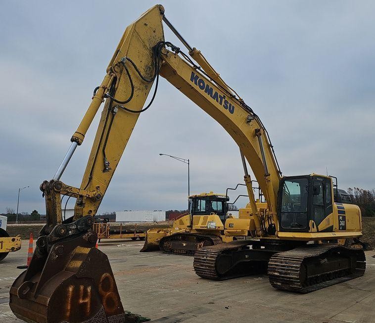 2018 Komatsu PC360LC-11